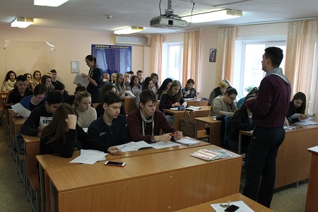 Активисты ОНФ в Амурской области провели мероприятия в честь Дня Конституции