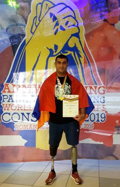 Участник боев в Карабахе стал чемпионом мира по армрестлингу среди спортсменов с ограниченными возможностями. ФОТОРЕПОРТАЖ