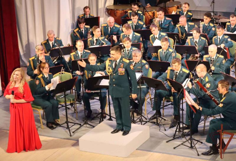 Образцово-показательный оркестр Росгвардии завершил гастрольный тур по Уралу