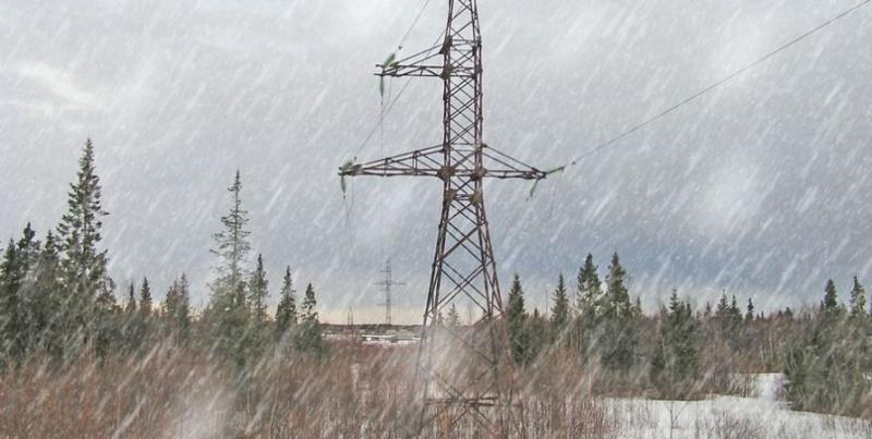 Бригады АО «РЭС» восстанавливают электроснабжение в сложнейших погодных условиях в Новосибирской области