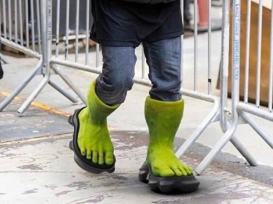 Hulk boots – модный тренд или попытка повторить успех сланцев с носками