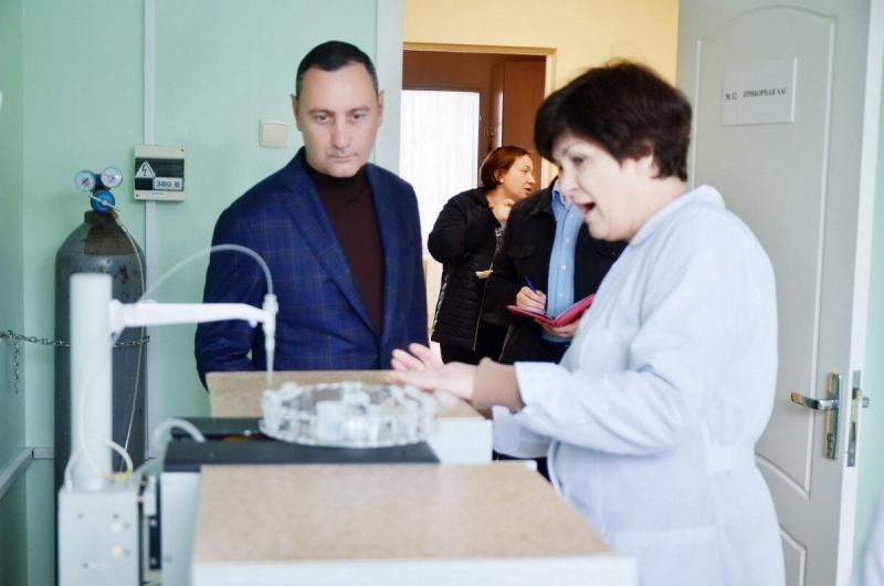 Депутат ЗСК Виктор Тепляков оценил технологию контроля качества питьевой воды в Сочи
