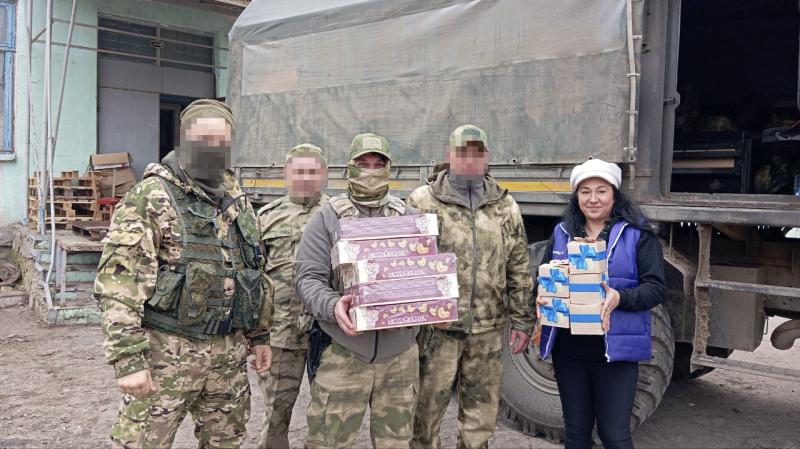 Гуманитарную помощь передали росгвардейцы жителям отдаленных районов Херсонской области