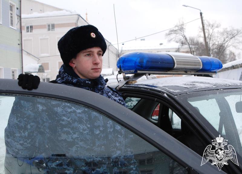 В районах Кировской области росгвардейцы задержали хулиганов