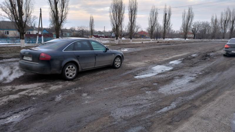 После сигнала Народного фронта: на убитых дорогах в направлении Новохоперска организуют весогабаритный контроль