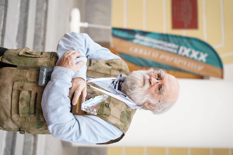 Киновед Валерий Фомин удостоен приза лучшему кинокритику на открытии фестиваля «Литература и кино»