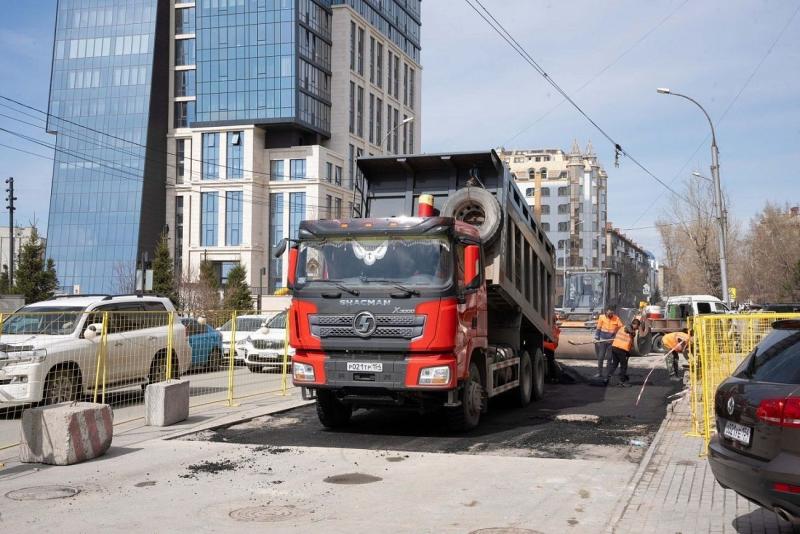 Технологии и нормативы: как Новосибирск ремонтирует свои теплосети