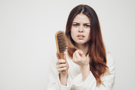 Неочевидные причины выпадения волос и что с этим делать объяснил доктор Садыков