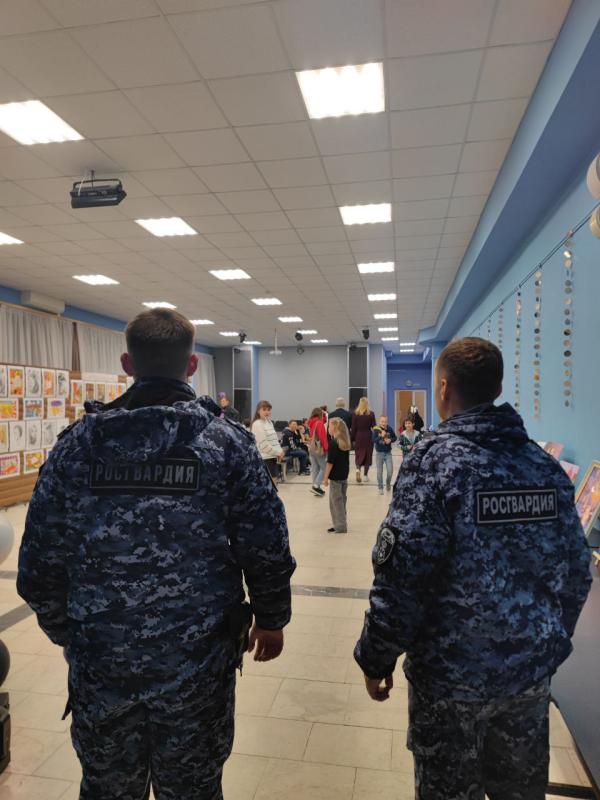 Росгвардия обеспечила безопасность патриотического концерта «Россия. Родина. Единство» в Егорьевске