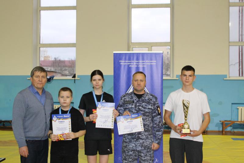 В Мордовии дети росгвардейцев победили в турнире по настольному теннису