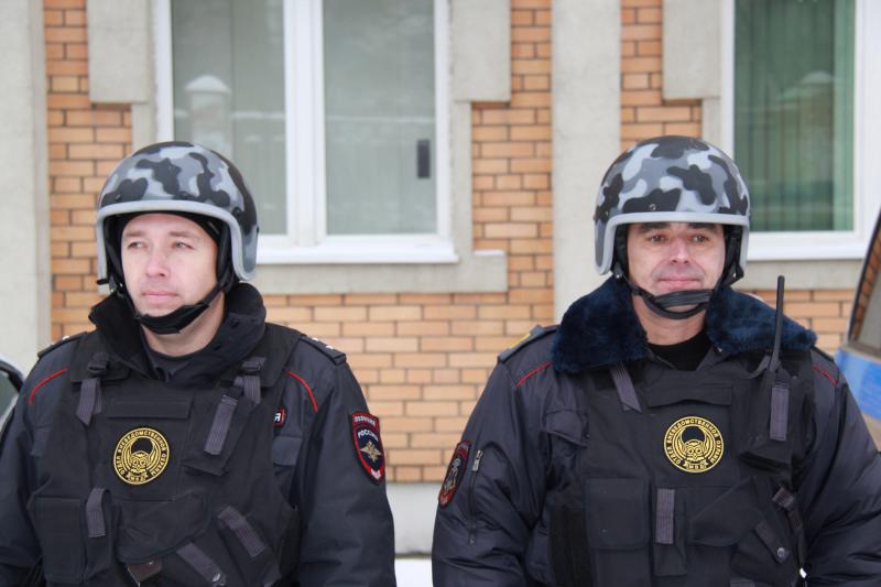 Сотрудники Росгвардии по Московской области задержали группу людей за кражу металлоконструкций